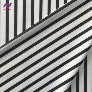 <span class=keywords><strong>Rayas</strong></span> blanco y negro Nylon Lycra <span class=keywords><strong>tela</strong></span> al aire libre - Product Image 1