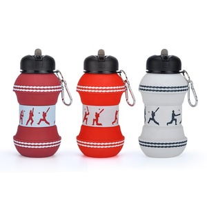 Bouteille d'eau de sport pliable en silicone pour enfants, avec paille, pour le football, l'école, la salle de sport, le stade - Product Image 1