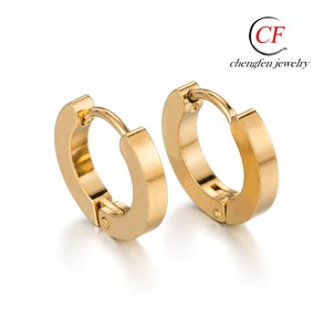 Eleganti orecchini in acciaio inossidabile orecchini classici a doppia faccia con faccia curva a cerchio piccolo - Product Image 3