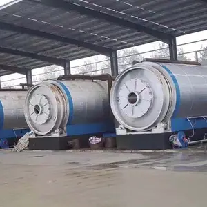 New designed waste tire pyrolysis oil with 3 reactors sharing one cooling system