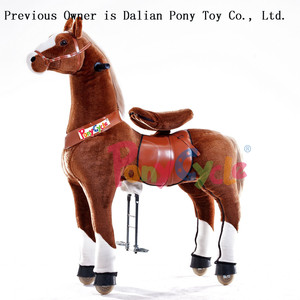Taman Hiburan PonyCycle, Hewan Boneka Anak-Anak, Skuter Kuda Besar - Product Image 2