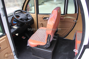 Venta al por mayor <span class=keywords><strong>de</strong></span> la fábrica <span class=keywords><strong>de</strong></span> 2 plazas <span class=keywords><strong>de</strong></span> la familia eléctrico <span class=keywords><strong>de</strong></span> 4 ruedas <span class=keywords><strong>de</strong></span> coche con aire acondicionado - Product Image 6