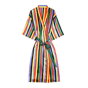 Nouveau Style de la Chine <span class=keywords><strong>pas</strong></span> <span class=keywords><strong>cher</strong></span> été Kimono Satin Robe soyeux arc-en-ciel rayure Long peignoir pour les femmes <span class=keywords><strong>Homewear</strong></span> - Product Image 6