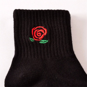 de algodón nueva calcetines cortos asesino Cupido bigote de leche Cola Leon trébol amor sonrisa cara Mathilda Rosa lengua - Product Image 5