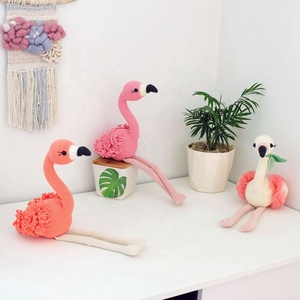 Fenicottero Amigurumi all'Uncinetto Imbottito per Bambini Giocattolo per Neonati - Product Image 2