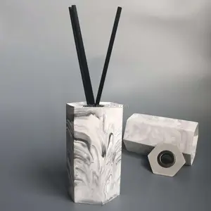 Effetto di marmo di ceramica diffusore set con bastone in fibra di spessore nero per la casa fresca