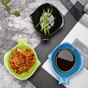 Ventas de Fábrica de alta calidad colorida forma de pescado salsa <span class=keywords><strong>platos</strong></span> de porcelana - Product Image 1
