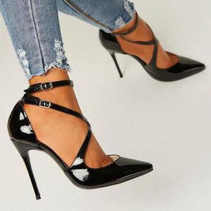 Scarpe pump in <span class=keywords><strong>pelle</strong></span> verniciata con cinturino a spillo a spillo a punta Sexy da donna - Product Image 2