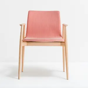 家用木制家具制造商北欧新设计现代椅子餐厅实木椅子设计扶手椅