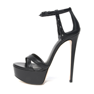 <span class=keywords><strong>Sandali</strong></span> <span class=keywords><strong>neri</strong></span> con plateau e tacco ultra alto da donna - Product Image 1