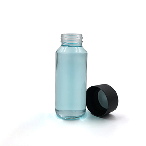 Bouteille d'<span class=keywords><strong>eau</strong></span> en verre transparente de style <span class=keywords><strong>Voss</strong></span> de 250 ml, vente en gros - Product Image 2