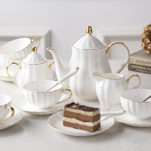 ชุดกาแฟและชาเซรามิกทรงฟักทองสไตล์โมเดิร์นแบบราชวงศ์  รักษ์โลก พร้อมหูจับสีทอง - Product Image 2