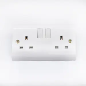 Ce approved uk standard wall plastic 2gang 13a switch and electric socket switch outlet Outlets With BS Stand CN FUJ