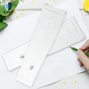 Caiton de seda de hielo brazo <span class=keywords><strong>Golf</strong></span> <span class=keywords><strong>manga</strong></span> protector solar al aire libre proteger <span class=keywords><strong>la</strong></span> piel accesorio de <span class=keywords><strong>Golf</strong></span> fábrica A250 - Product Image 1