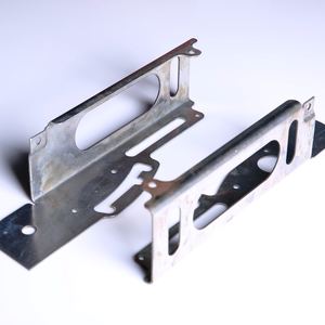 Pièces métalliques estampées pour sièges auto pour enfants certifiées IATF16949, produits de fabrication de tôles en acier laminé à froid - Product Image 1