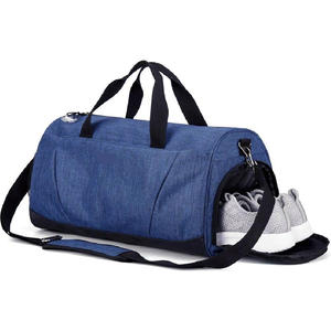 Casepert Bolso de Hombro para <span class=keywords><strong>Hombre</strong></span> y Mujer, <span class=keywords><strong>Bolsa</strong></span> Deportiva con Compartimento para Zapatos, Ideal para Viaje, Fin de Semana - Product Image 1
