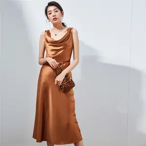 YQ403 — robe longue en Satin de soie dorée pour femmes, à bretelles, Sexy, dos nu, Maxi, décontractée, été