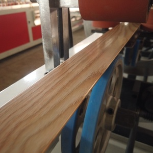 Ligne de production d'extrusion de plinthes en <span class=keywords><strong>mousse</strong></span> de PVC WPC - Product Image 4