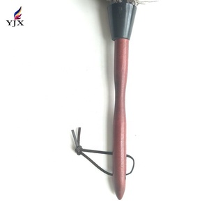 <span class=keywords><strong>Plumeau</strong></span> d'autruche avec manche en bois de haute qualité 38cm Vente en gros - Product Image 5