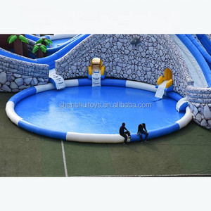 Piscine gonflable commerciale, parc aquatique géante sur le sol, en vente - Product Image 3