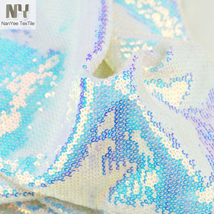 Nanyee Textile Brillant Mini Glitz Licorne Bleu Sequin Tissu pour Accessoires de Décoration - Product Image 3