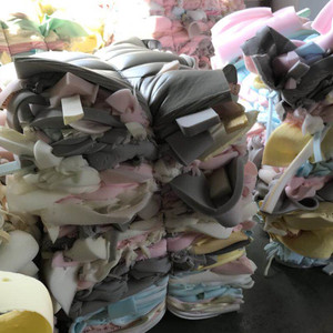 Riempitivo di scarto in schiuma di vendita a caldo senza pelle <span class=keywords><strong>per</strong></span> imbottitura giocattolo - Product Image 3