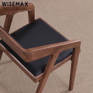 Meubles de restaurant design d'Europe du Nord en gros, salle à manger moderne, chaise <span class=keywords><strong>Katakana</strong></span> rembourrée en cuir PU avec accoudoirs en bois - Product Image 5