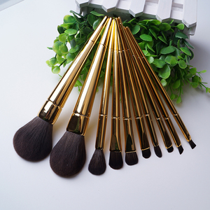 10 pcs Rouge De Luxe Make up Brush Set <span class=keywords><strong>Maquillage</strong></span> Outils <span class=keywords><strong>Kit</strong></span> Poignée En Plastique <span class=keywords><strong>Pinceau</strong></span> Fond de <span class=keywords><strong>Teint</strong></span> Professionnel - Product Image 5