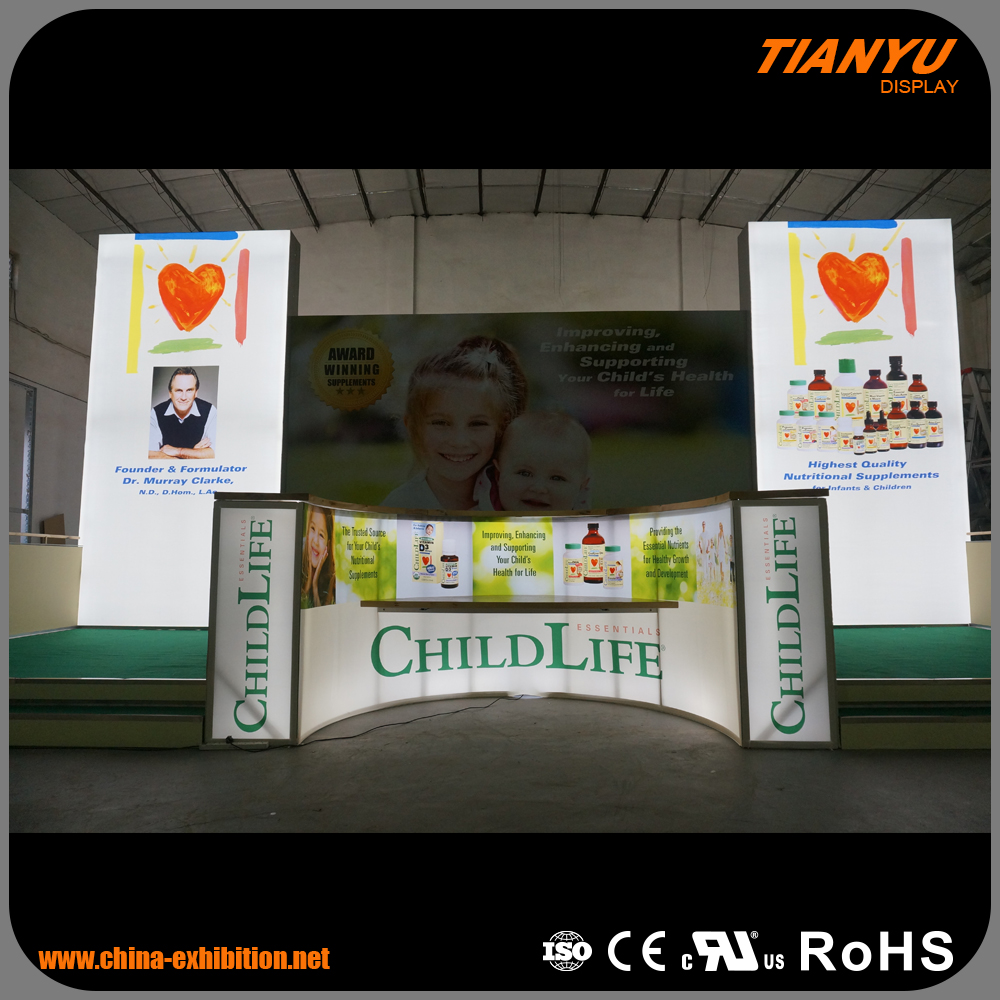 Promotionnel stand d'exposition portable modèles montrent
