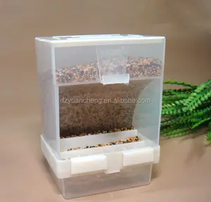 Bestseller Fenster Vogel häuschen Kunststoff Hanging Bird Auto Feeder für Haustiere