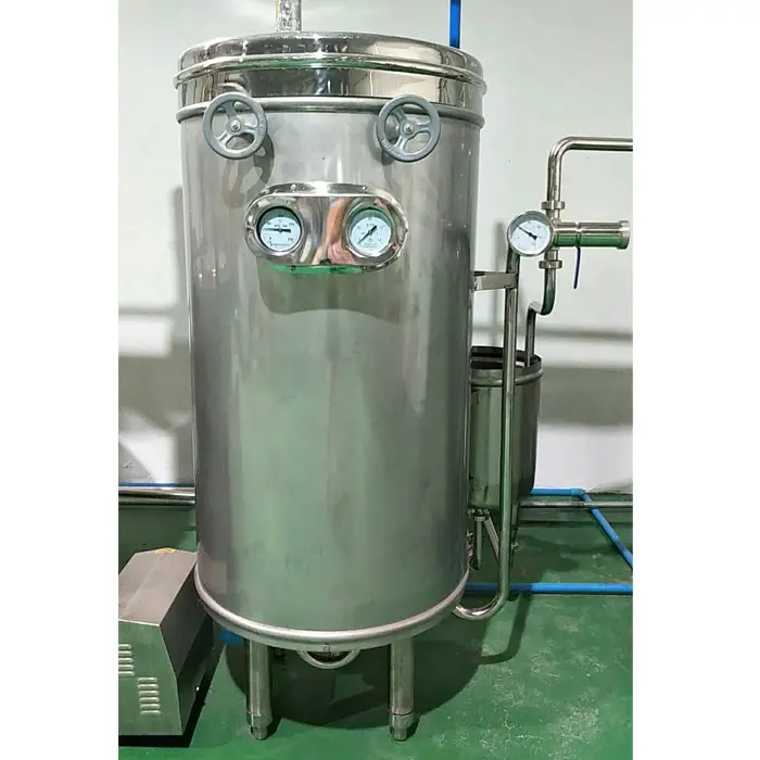 Pasteuriseur économique de type bobine de chauffage à la vapeur pour le jus de lait