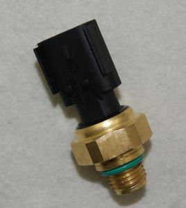 Thương hiệu Mới Cảm biến áp suất dầu 8m6000626 881879010 8818793 8m6000623 mm2733760 - Product Image 4