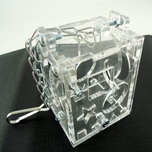 Mangiatoia per gabbia per uccelli, giocattoli per foraggio appesi per pappagallo gabbia rettangolare mangiatoia per uccelli dispositivo di alimentazione per pappagalli giocattolo Puzzle - Product Image 1