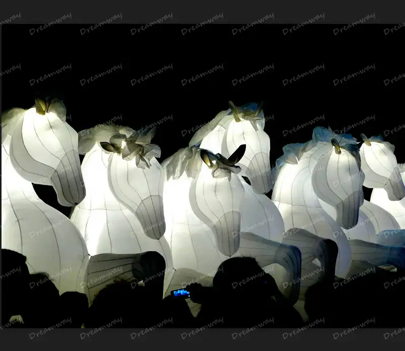 Costume gonflable 2021 voies à couleur LED, déguisement de cheval gonflable, cheval rebondissante, en vente