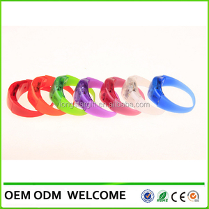 Activado intermitente luminoso pulsera brillante LED temblando pulsera - Product Image 6