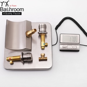 Nickel Brossé <span class=keywords><strong>Cascade</strong></span> LED Salle De Bain Baignoire Robinet de <span class=keywords><strong>Lavabo</strong></span> Trois Trous Deux Poignées <span class=keywords><strong>Mitigeur</strong></span> de Baignoire - Product Image 6