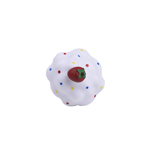 Envío Gratis muestras grandes hojaldre pastel forma Squeaky juguete mascota de juguete - Product Image 6