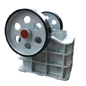 คุณภาพสูง 2-6 ตันต่อชั่วโมง PE 200x300 Mini แบบพกพาดีเซลเครื่องยนต์ Jaw Crusher ราคา aggregate บด - Product Image 4
