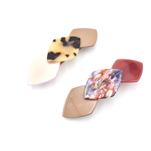 Groothandel Fabriek In Voorraad Elegante Haarspeldjes Hair Clips Accessoires Vrouwen Klassieke Schildpad Shell Kleur Rhombic Vorm Haarspeldjes - Product Image 4