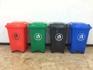 La venta al por mayor grande del tamaño recicla el cubo de <span class=keywords><strong>basura</strong></span> plástico del <span class=keywords><strong>sensor</strong></span> <span class=keywords><strong>con</strong></span> la cubierta - Product Image 5