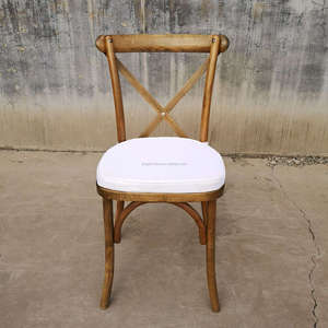 <span class=keywords><strong>Location</strong></span> de chaises en bois avec dossier croisé pour l'extérieur de mariage de style campagnard - Product Image 2