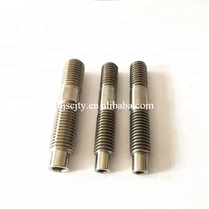 Vis à tête hexagonale en titane de haute qualité et durables M8 M10 pour voiture, idéales pour l'<span class=keywords><strong>assemblage</strong></span> de la culasse du moteur - Product Image 2