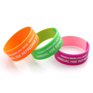 Pulseras de goma de silicona que brillan en la oscuridad, personalizadas, para eventos - Product Image 4