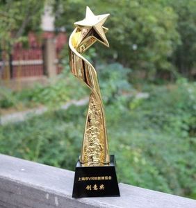Cerimonia di premiazione della società di competizione trofei di sport di cristallo placcati in oro eco-friendly alta trasparente incisa su misura - Product Image 3