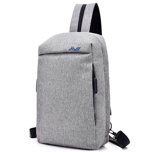 Los hombres <span class=keywords><strong>pecho</strong></span> bolso <span class=keywords><strong>de</strong></span> bandolera <span class=keywords><strong>de</strong></span> hombro Honda bolsa <span class=keywords><strong>para</strong></span> gimnasio al aire libre senderismo con puerto <span class=keywords><strong>de</strong></span> auriculares - Product Image 2