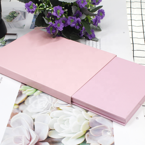 <span class=keywords><strong>Palette</strong></span> d'ombres à paupières végétaliennes de marque privée personnalisable sous forme de poudre au fini métallisé et miroitant - Product Image 4