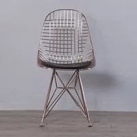 Çin fabrika americana tarzı bertoia metal gül altın galvanizli gümüş siyah ve beyaz istiflenebilir tel yemek yemek sandalyesi