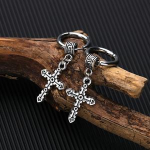 Pendientes de aro de acero inoxidable para <span class=keywords><strong>hombre</strong></span>, aretes colgantes con diseño antiguo de la cruz de Jesús, superventas, <span class=keywords><strong>2019</strong></span> - Product Image 2