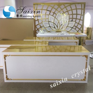 Hermosa mesa nupcial blanca rectangular <span class=keywords><strong>para</strong></span> boda con <span class=keywords><strong>detalles</strong></span> dorados - Product Image 1