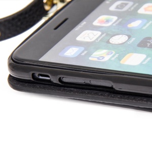 De diseño de moda de la vaca de la <span class=keywords><strong>caja</strong></span> del teléfono de cuero con tachuelas de hombro correa para el <span class=keywords><strong>iPhone</strong></span> 7, <span class=keywords><strong>iPhone</strong></span> <span class=keywords><strong>8</strong></span> - Product Image 4